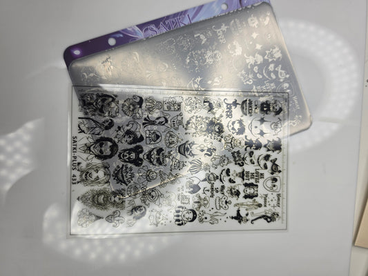 The Joker & Harley Quinn Stamping Plate – SATKI-PLUS 433 Gotham Villain & Dark Art Nail Art Glam Goodies