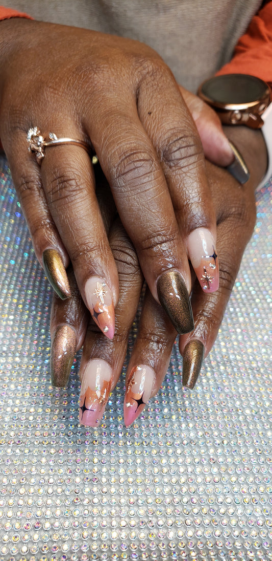 Scalloped Edges Glam Goodies