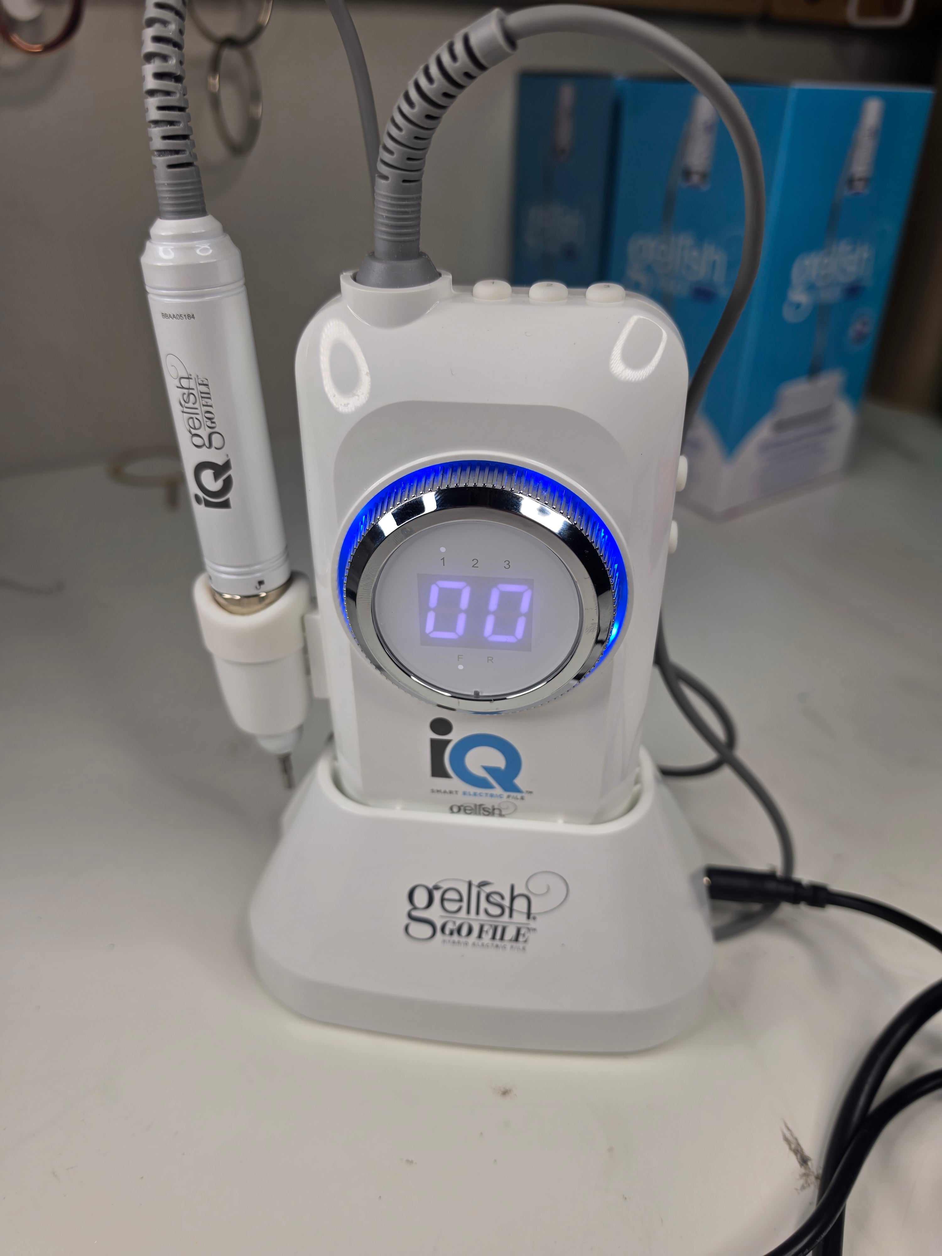 Gelish - Go File IQ Smart Hybrid Electric File Glam Goodies