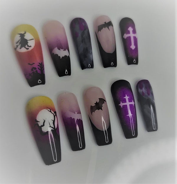 Spooky season nail art